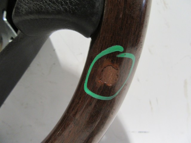 121806 Alfa Romeo 156 1997-2003 kormánykerék, a képen látható sérüléssel