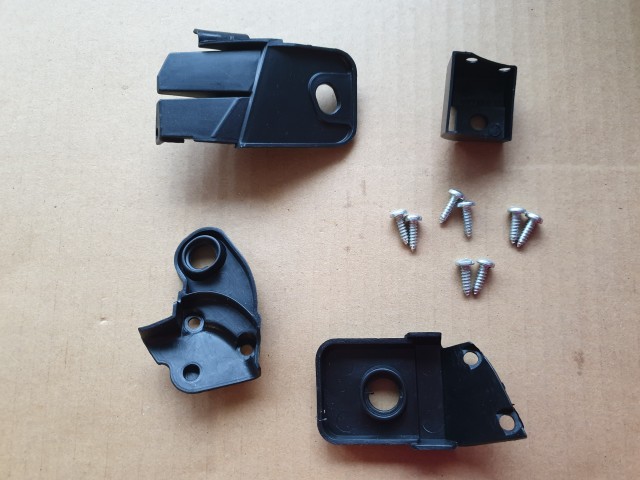 Fiat Croma 2005-2008 gyári ú, jobb oldali, lámpa javító fül készlet 51771008