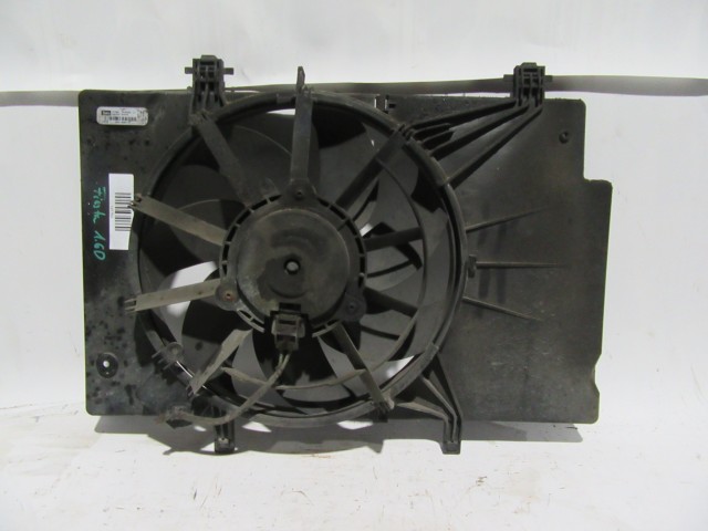 Ford Fiesta 1,6 Diesel hűtőventillátor kerettel 8v518c607af