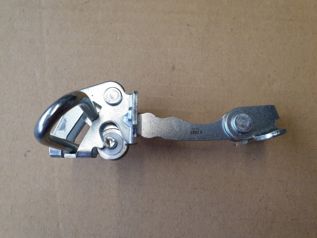 Fiat Punto II.-III. utángyártott új 5 ajtós bal első  ajtóhatároló 51754187