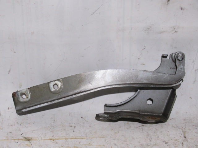 99703 Fiat Punto ezüst színű, jobb oldali motorháztető zsanér 51761348