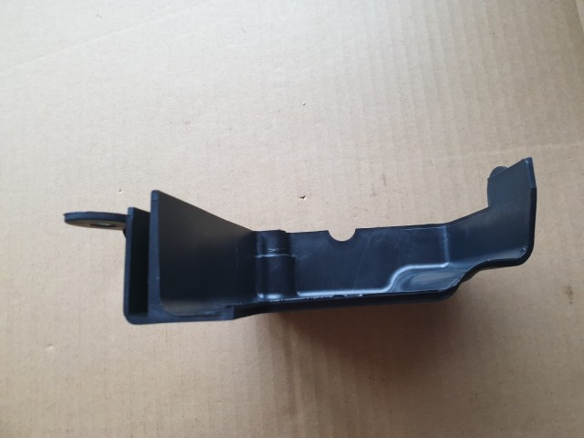 Alfa Romeo, Fiat, Lancia. utángyártott új vezérmű burkolat 55183453