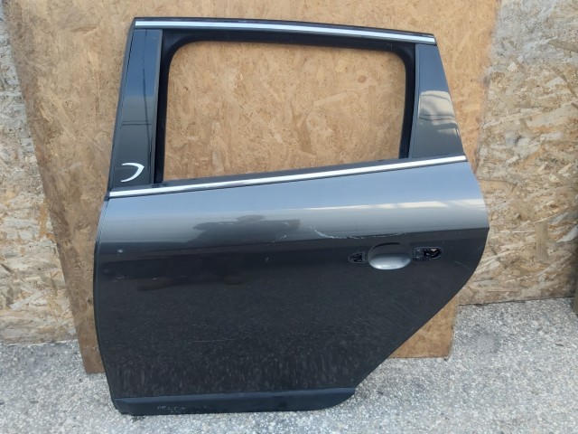 123670 Lancia Delta bal hátsó ajtó 51858212