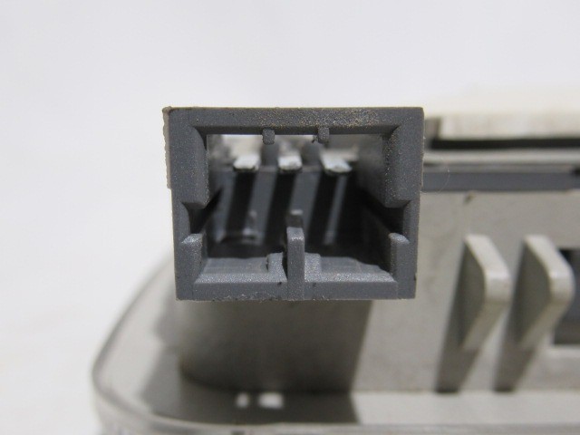 Alfa Romeo 147,156, Fiat Idea, Bravo, Grande Punto belső világítás 735445089