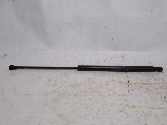 Alfa Romeo Giulietta csomagtérajtó teleszkóp 50509830