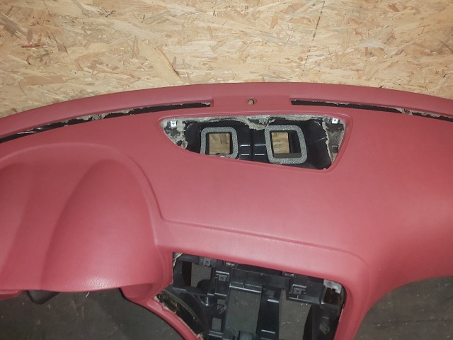 Alfa Romeo Brera, Spider, piros műszerfal párna 156068243