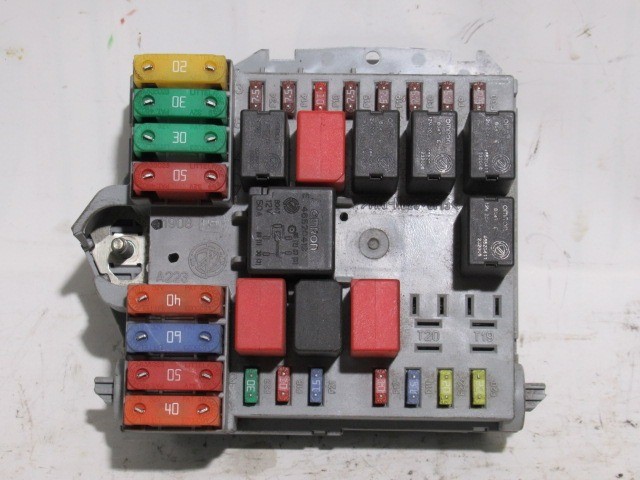 Fiat Bravo 2007-2014 Diesel külső biztosíték tábla 51832042