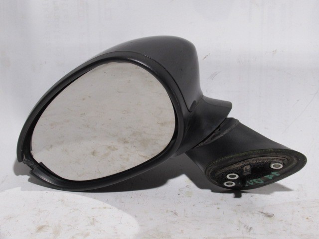 99896 Fiat Grande Punto 3 vezetékes bal oldali visszapillantó tükör, a képen látható sérüléssel 