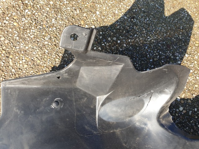 Alfa Romeo 166 gyári új bal első kerékjárati dobbetét hátsó része 60698598