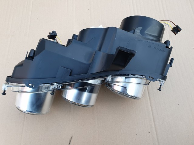 Alfa Romeo 159, Brera, Spider gyári új jobb első fényszóró (jobb kormányos kivitel) 60695976