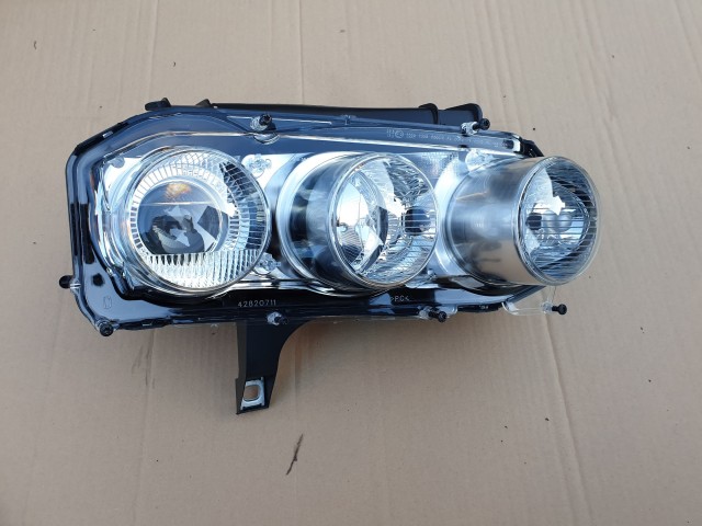 Alfa Romeo 159, Brera, Spider gyári új jobb első fényszóró (jobb kormányos kivitel) 60695976