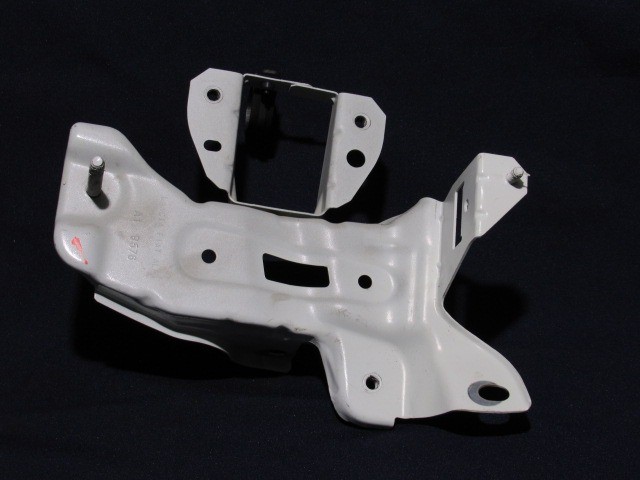 125351 Alfa Romeo Giulietta akkumulátor tartó  50511638