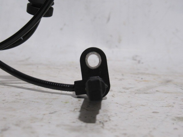 Alfa Romeo Giulietta első abs jeladó 51826112