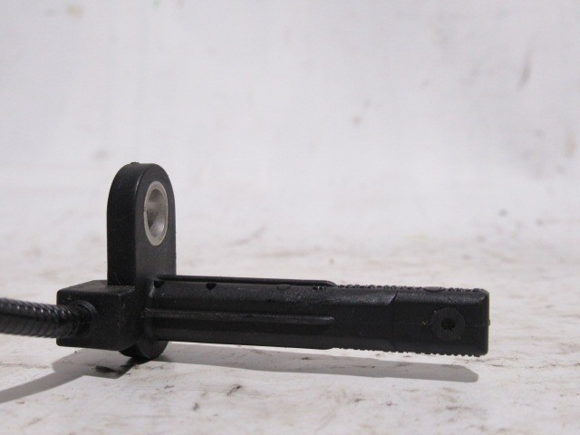 Alfa Romeo Giulietta első abs jeladó 51826112