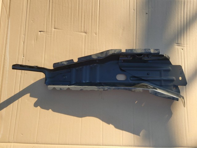 Fiat Linea gyári új jobb első sárvédő tartó  51783828