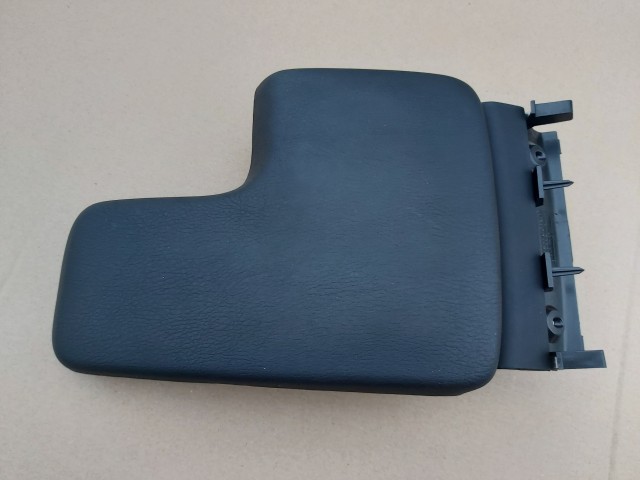 Alfa Romeo 159 gyári új könyöklő fedél 156062296