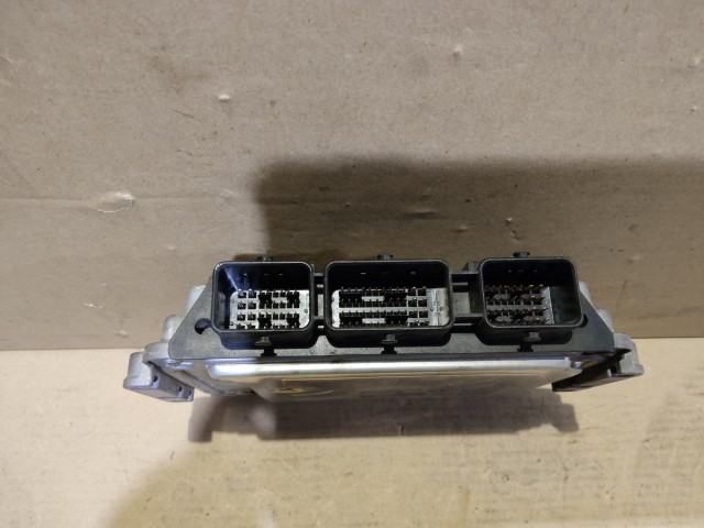 Renault Megane II. 2002-2009 1,9 8v Diesel motorvezérlő 8200391966 ,  0281011549