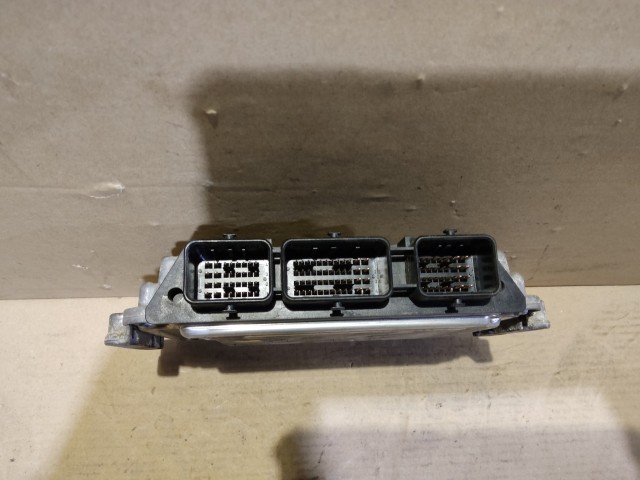 Renault Laguna II. 2,2 16v Diesel motorvezérlő 0281011724 , 8200311550