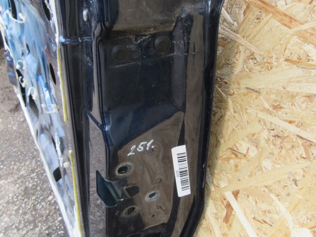 52058 Alfa Romeo Gt kék színű, jobb oldali ajtó a képen látható sérüléssel