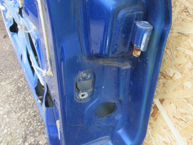 52054 Alfa Romeo Gt kék színű, bal oldali ajtó 