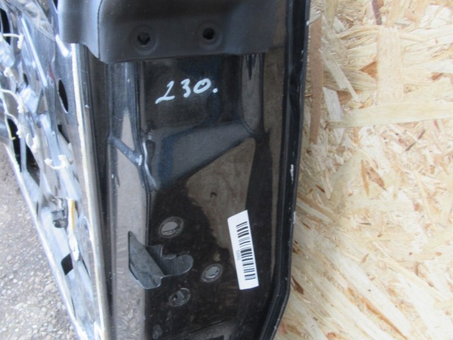 52062 Alfa Romeo Gt fekete színű, jobb oldali ajtó a képen látható sérüléssel