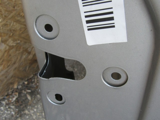 61697 Fiat Stilo 3 ajtós, ezüst színű jobb ajtó 