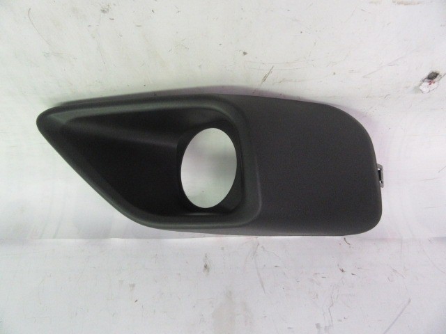 Fiat Doblo IV.  2015- bal oldali, utángyártott új ködlámpakeret 735615294