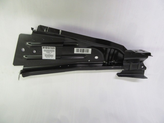 Fiat 500 gyári új bal oldali sárvédőtartó külső rész 51958429