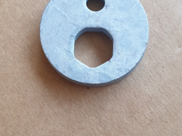 Fiat Freemont, gyári új excenteres alátét, hátsó futóműhöz 31 mm átmérő k06508488aa