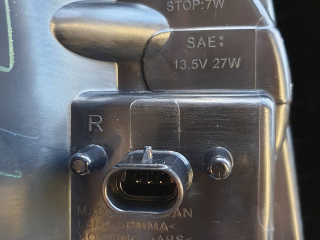 Fiat Freemont utángyártott új jobb hátsó külső lámpa, gyárilag sötétített kivitel!!