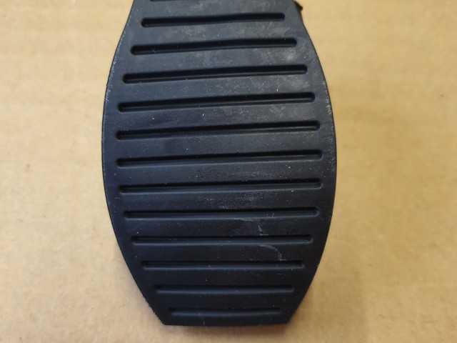 Alfa Romeo MiTo, Fiat  Grande Punto, gyári új fék pedálgumi