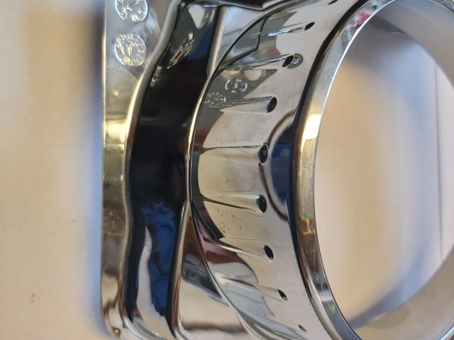 Alfa Romeo 159 Gyári új Bal oldali fényszóró belső króm keret 42830050