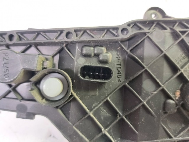 124981 Fiat Panda III. Bal hátsó izzó foglalat 20500751