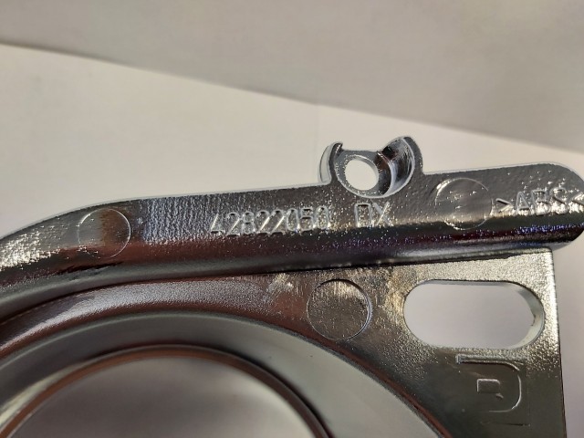 Alfa Romeo 159 Gyári új jobb oldali fényszóró belső króm keret 42822050