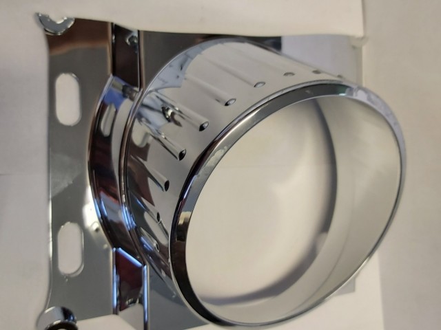 Alfa Romeo 159 Gyári új jobb oldali fényszóró belső króm keret 42821050