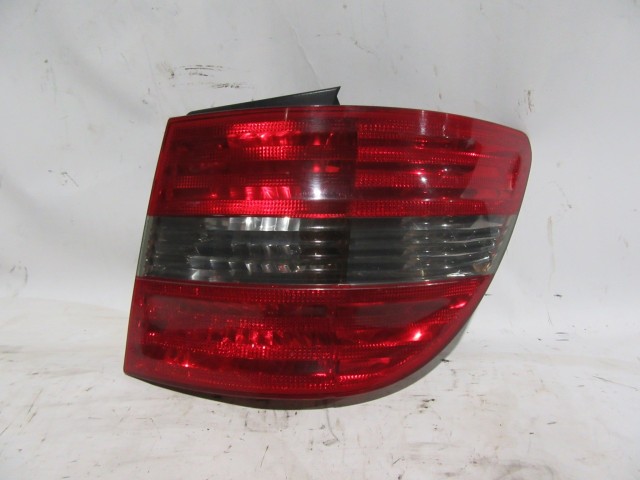 121887 Mercedes Benz B-Class 2005-2011 jobb hátsó külső lámpa a1698202664