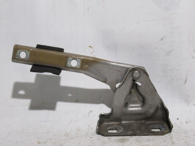 125482 Fiat Punto II.-III.  jobb oldali motorháztető zsanér