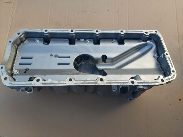 Alfa Romeo 159 2,4 20v Mjet 4x4 gyári új olajteknő 55207906