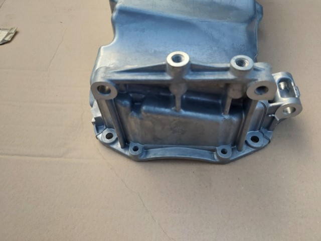 Alfa Romeo 159 2,4 20v Mjet 4x4 gyári új olajteknő 55207906