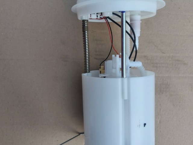 Fiat Linea 1,4 benzin gyári új üzemanyagszivattyú 51877673