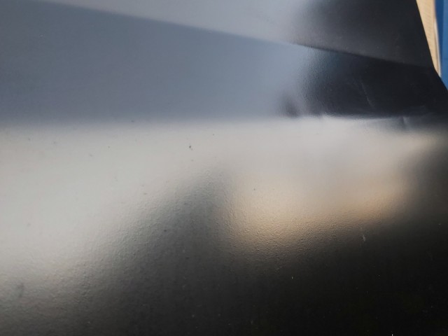 52412 Fiat Doblo III.-IV. gyári új baloldali tolóajtó a képen látható sérüléssel! 51930333