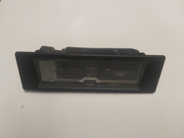 Alfa Romeo 156, 166, 159 Fiat Multipla rendszámtábla világítás 46408006