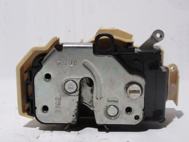 Fiat Panda III. 2012-2024 jobb hátsó ajtó zár 51843187