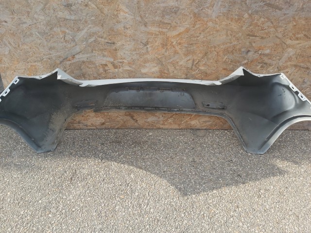 129169 Alfa Romeo Giulietta nem pdc-s hátsó lökhárító a képen látható sérüléssel 156093406