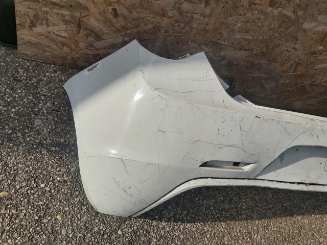 129169 Alfa Romeo Giulietta nem pdc-s hátsó lökhárító a képen látható sérüléssel 156093406