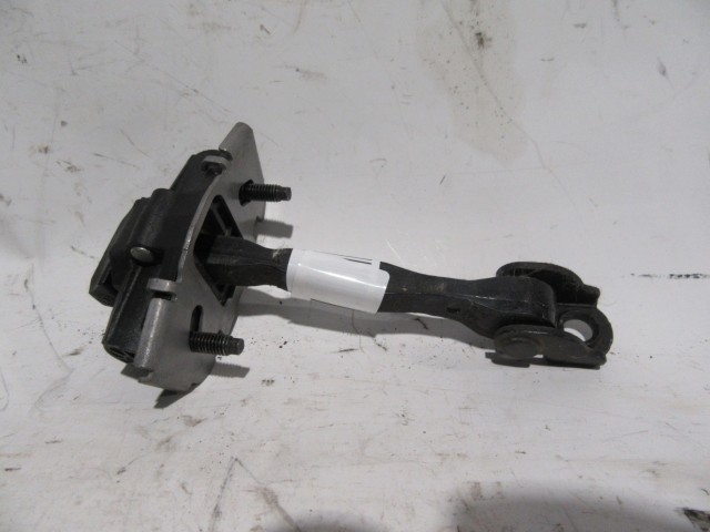 Fiat 500x első ajtóhatároló