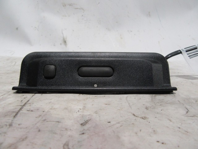 Suzuki Swift 2017 csomagtérajtó nyitó mikrókapcsoló 