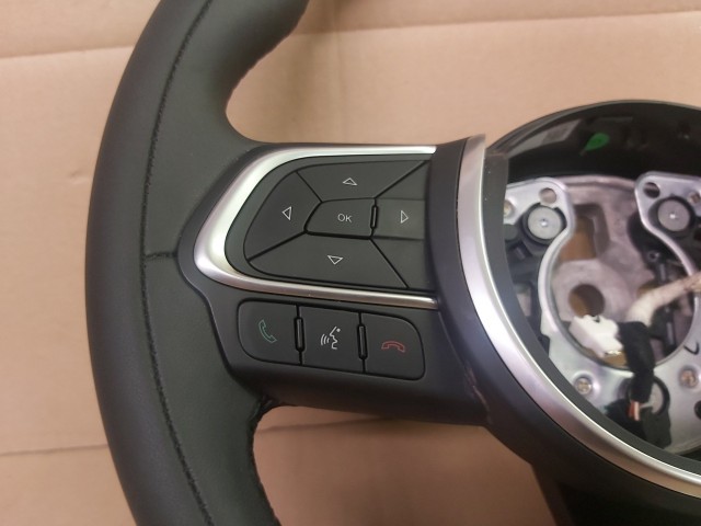 129345 Fiat 500 L FL 2017- Fekete bőr kormánykerék 735693107