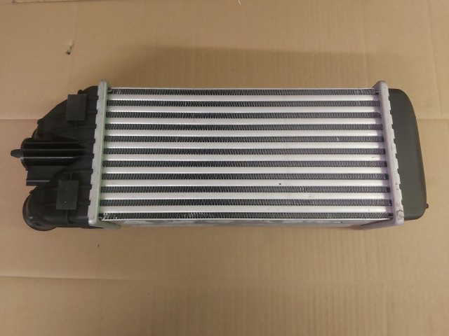 Citroen,Peugeot utángyártott új Intercooler 98 039 007 80