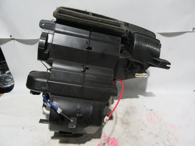 128083 Ford Fiesta 2008-2013 manuál klímás fűtésboksz 8v5119b555am